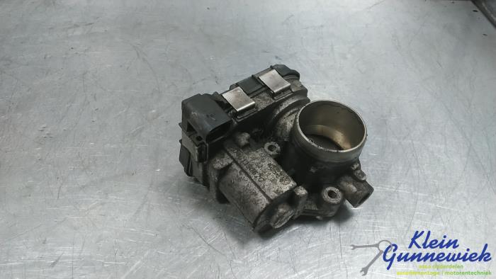 Gasklephuis van een Volkswagen Golf 2015