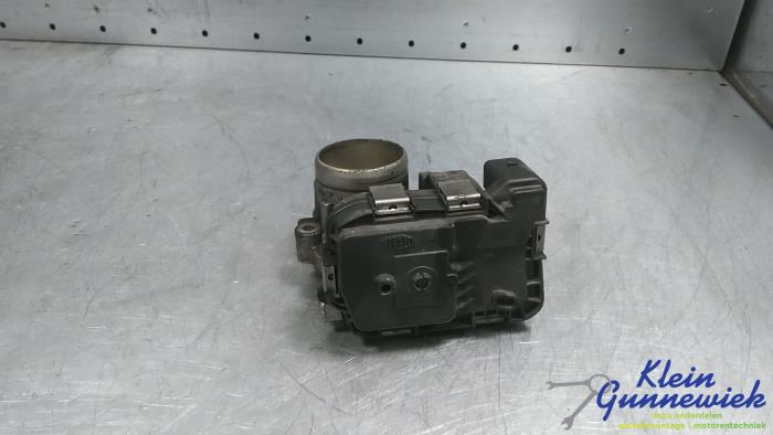 Gasklephuis van een Volkswagen Golf 2015