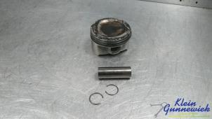 Gebruikte Zuiger BMW X5 Prijs € 95,00 Margeregeling aangeboden door Klein Gunnewiek Autodemontage & Motorentechniek