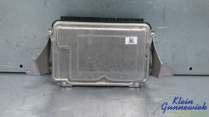 Inspuitcomputer van een Peugeot 108 2022