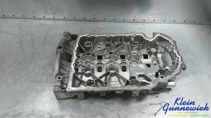 Gebruikte Carterpan Volkswagen Passat Prijs € 114,00 Margeregeling aangeboden door Klein Gunnewiek Autodemontage & Motorentechniek