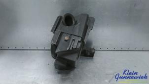 Gebruikte Luchtgeleider Peugeot 206 Prijs € 30,00 Margeregeling aangeboden door Klein Gunnewiek Autodemontage & Motorentechniek