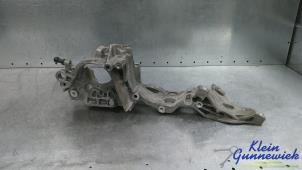 Gebruikte Dynamosteun onder Seat Leon Prijs € 40,00 Margeregeling aangeboden door Klein Gunnewiek Autodemontage & Motorentechniek