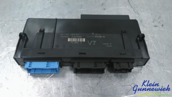 Gebruikte Computer Diversen BMW 5-Serie Prijs € 80,00 Margeregeling aangeboden door Klein Gunnewiek Autodemontage & Motorentechniek