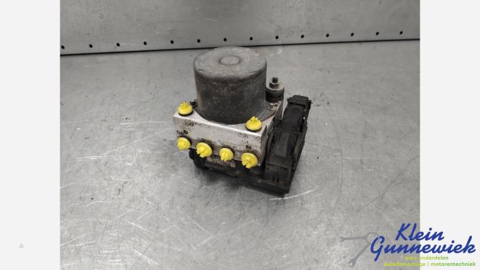 Gebruikte ABS Pomp Citroen Picasso Prijs € 19,00 Margeregeling aangeboden door Klein Gunnewiek Autodemontage & Motorentechniek