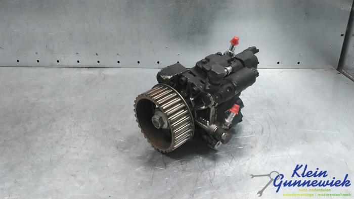 Gebruikte Brandstofpomp Mechanisch Renault Megane Prijs € 150,00 Margeregeling aangeboden door Klein Gunnewiek Autodemontage & Motorentechniek
