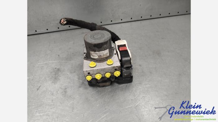 ABS Pomp van een Opel Astra 2018