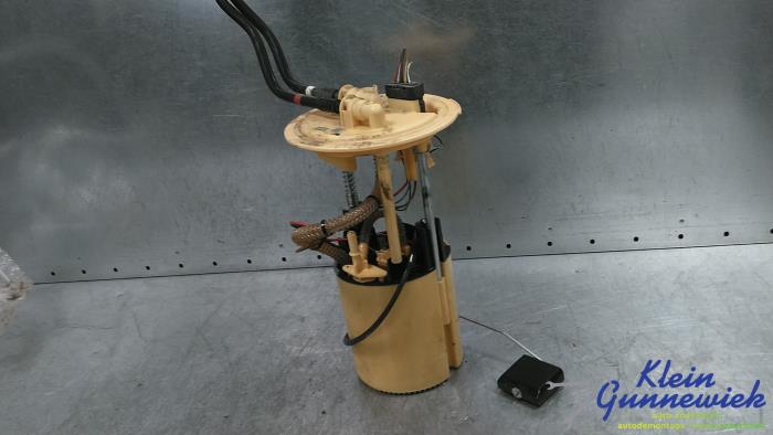 Gebruikte Tank element Pomp Ford Kuga Prijs € 125,00 Margeregeling aangeboden door Klein Gunnewiek Autodemontage & Motorentechniek