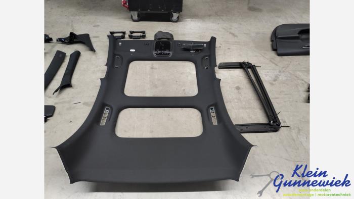 Gebruikte Hemelbekleding Mercedes C-Klasse Prijs € 495,00 Margeregeling aangeboden door Klein Gunnewiek Autodemontage & Motorentechniek
