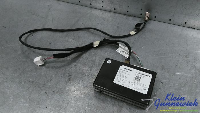 Gebruikte Telefoon Module Renault Megane Prijs € 62,00 Margeregeling aangeboden door Klein Gunnewiek Autodemontage & Motorentechniek