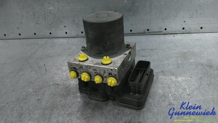 Gebruikte ABS Pomp Volkswagen Polo Prijs € 128,00 Margeregeling aangeboden door Klein Gunnewiek Autodemontage & Motorentechniek
