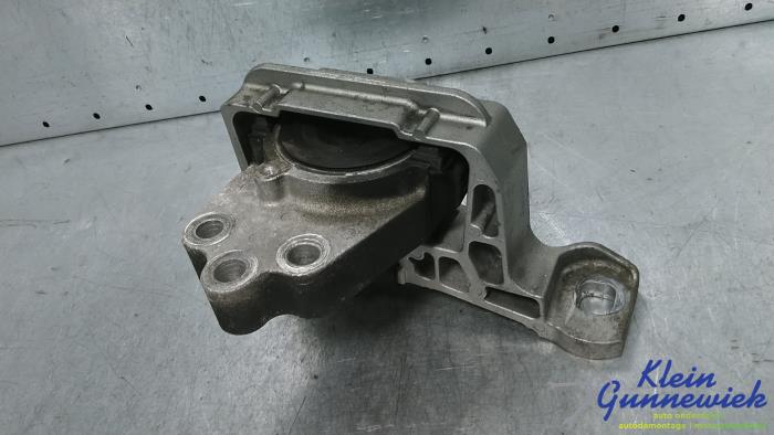 Gebruikte Motorrubber Ford Focus Prijs € 38,00 Margeregeling aangeboden door Klein Gunnewiek Autodemontage & Motorentechniek