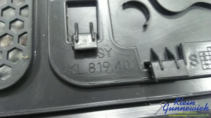 Paravent van een Audi Q8 2022