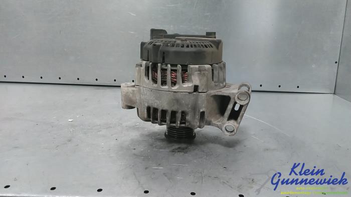 Gebruikte Dynamo Ford Fiesta Prijs € 40,00 Margeregeling aangeboden door Klein Gunnewiek Autodemontage & Motorentechniek