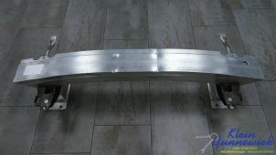 Gebruikte Bumperbalk voor Audi E-Tron Prijs € 150,00 Margeregeling aangeboden door Klein Gunnewiek Autodemontage & Motorentechniek