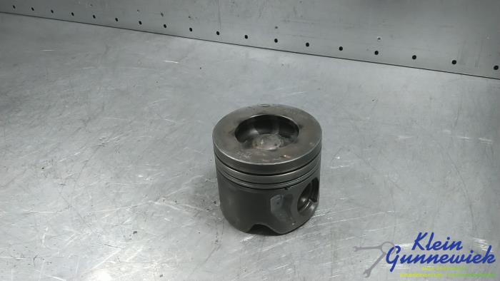 Gebruikte Zuiger Ford Ranger Prijs € 60,00 Margeregeling aangeboden door Klein Gunnewiek Autodemontage & Motorentechniek