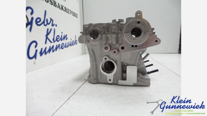 Cilinderkop van een Volkswagen Passat 2009