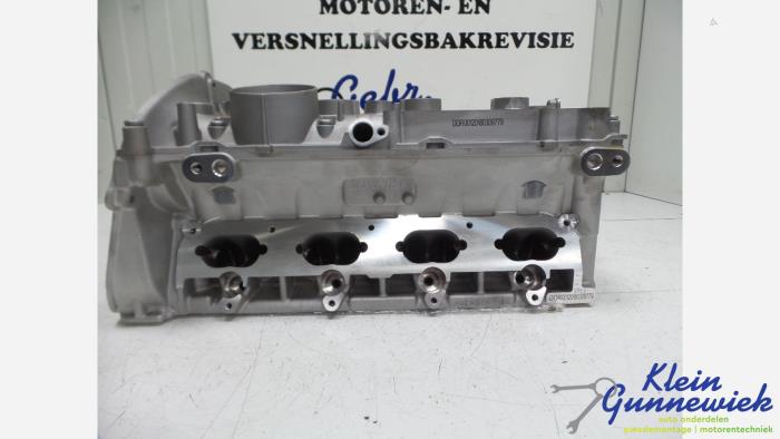 Cilinderkop van een Volkswagen Passat 2009