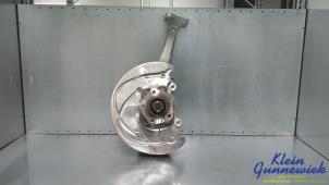 Gebruikte Fusee links-voor Audi A6 Prijs € 175,00 Margeregeling aangeboden door Klein Gunnewiek Autodemontage & Motorentechniek