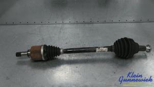 Gebruikte Aandrijfas links-voor Volkswagen Polo Prijs € 65,00 Margeregeling aangeboden door Klein Gunnewiek Autodemontage & Motorentechniek