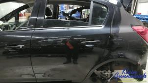 Gebruikte Deur 4Deurs links-achter Opel Corsa Prijs € 65,00 Margeregeling aangeboden door Klein Gunnewiek Autodemontage & Motorentechniek
