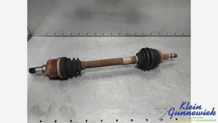 Gebruikte Steekas links-voor Ford Focus Prijs € 48,00 Margeregeling aangeboden door Klein Gunnewiek Autodemontage & Motorentechniek