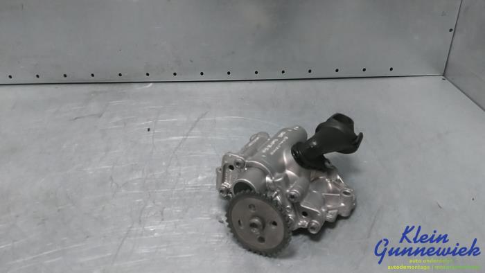 Gebruikte Oliepomp Volkswagen Passat Prijs € 58,00 Margeregeling aangeboden door Klein Gunnewiek Autodemontage & Motorentechniek
