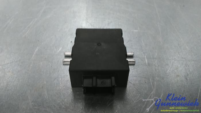 Gebruikte Brandstofpomp module BMW 4-Serie Prijs € 60,00 Margeregeling aangeboden door Klein Gunnewiek Autodemontage & Motorentechniek