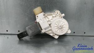 Gebruikte Motor electrisch raam BMW 4-Serie Prijs € 35,00 Margeregeling aangeboden door Klein Gunnewiek Autodemontage & Motorentechniek