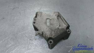 Gebruikte Motorsteun Opel Corsa Prijs € 20,00 Margeregeling aangeboden door Klein Gunnewiek Autodemontage & Motorentechniek