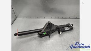 Gebruikte Kofferdekseldemper rechts-achter BMW 4-Serie Prijs € 185,00 Margeregeling aangeboden door Klein Gunnewiek Autodemontage & Motorentechniek