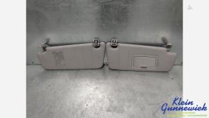 Gebruikte Zonneklep set Opel Corsa Prijs € 25,00 Margeregeling aangeboden door Klein Gunnewiek Autodemontage & Motorentechniek