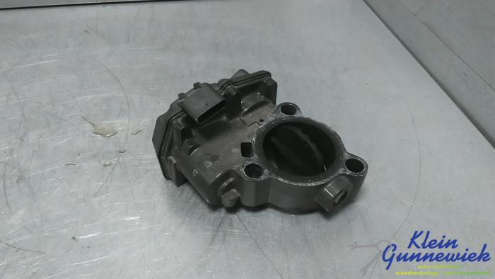 Gebruikte Gasklephuis BMW 5-Serie Prijs € 37,00 Margeregeling aangeboden door Klein Gunnewiek Autodemontage & Motorentechniek