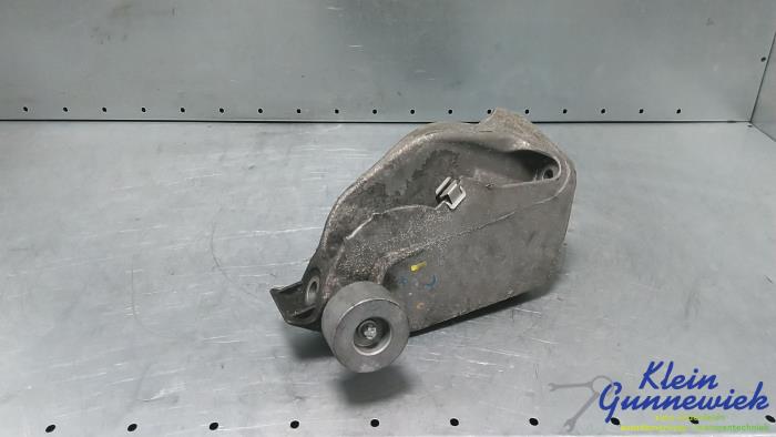 Gebruikte Motorrubber BMW 5-Serie Prijs € 45,00 Margeregeling aangeboden door Klein Gunnewiek Autodemontage & Motorentechniek