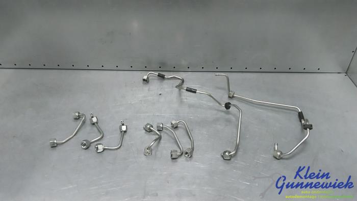 Gebruikte Brandstofleiding BMW 5-Serie Prijs € 100,00 Margeregeling aangeboden door Klein Gunnewiek Autodemontage & Motorentechniek