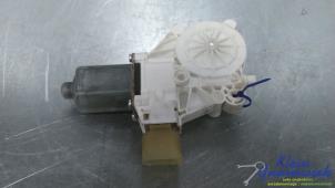 Gebruikte Motor electrisch raam BMW 7-Serie Prijs € 35,00 Margeregeling aangeboden door Klein Gunnewiek Autodemontage & Motorentechniek