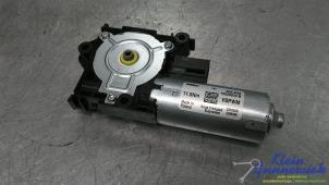 Gebruikte Schuifdak Motor Mercedes A-Klasse Prijs € 125,00 Margeregeling aangeboden door Klein Gunnewiek Autodemontage & Motorentechniek