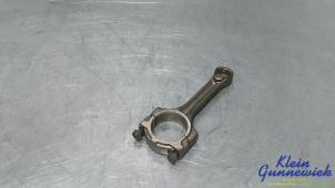 Gebruikte Drijfstang Renault Megane Prijs € 40,00 Margeregeling aangeboden door Klein Gunnewiek Autodemontage & Motorentechniek