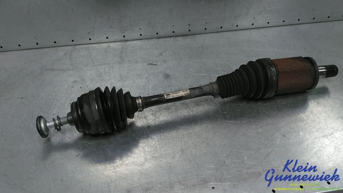 Gebruikte Aandrijfas links-voor BMW 7-Serie Prijs € 175,00 Margeregeling aangeboden door Klein Gunnewiek Autodemontage & Motorentechniek