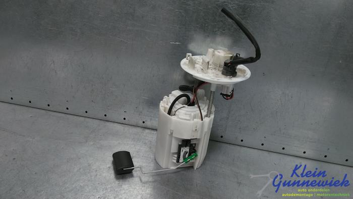 Gebruikte Tank element Pomp Kia Rio Prijs € 45,00 Margeregeling aangeboden door Klein Gunnewiek Autodemontage & Motorentechniek
