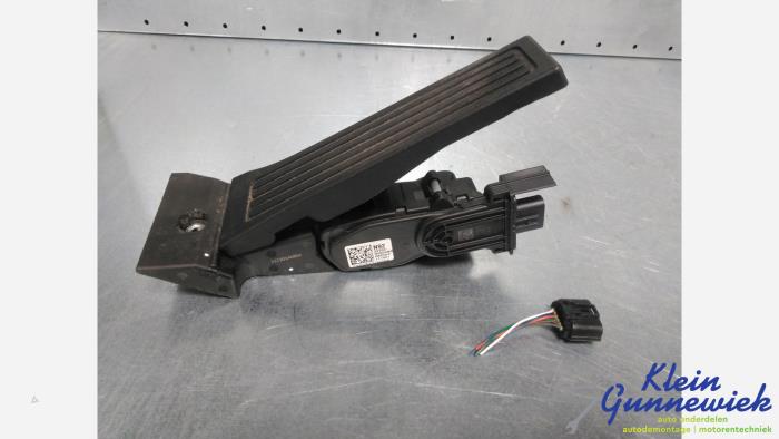 Gebruikte Sensor Gaspedaalpositie Hyundai Tucson Prijs € 40,00 Margeregeling aangeboden door Klein Gunnewiek Autodemontage & Motorentechniek