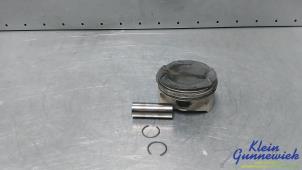 Gebruikte Zuiger BMW 7-Serie Prijs € 85,00 Margeregeling aangeboden door Klein Gunnewiek Autodemontage & Motorentechniek