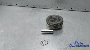 Gebruikte Zuiger BMW 7-Serie Prijs € 85,00 Margeregeling aangeboden door Klein Gunnewiek Autodemontage & Motorentechniek