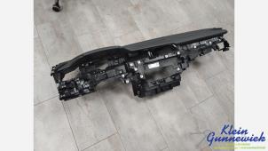 Gebruikte Dashboard Audi E-Tron Prijs € 850,00 Margeregeling aangeboden door Klein Gunnewiek Autodemontage & Motorentechniek