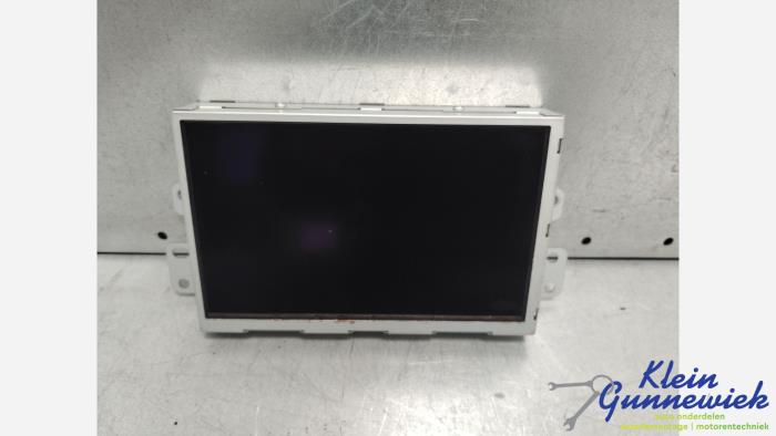 Gebruikte Display Interieur Opel Ampera Prijs € 105,00 Margeregeling aangeboden door Klein Gunnewiek Autodemontage & Motorentechniek