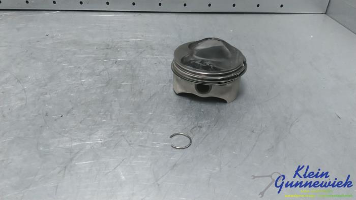 Gebruikte Zuiger Audi S6 Prijs € 63,00 Margeregeling aangeboden door Klein Gunnewiek Autodemontage & Motorentechniek