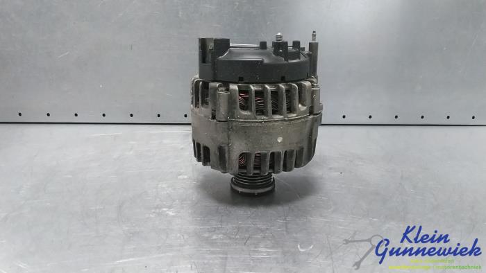 Gebruikte Alternator Volkswagen Golf Plus Prijs € 30,00 Margeregeling aangeboden door Klein Gunnewiek Autodemontage & Motorentechniek