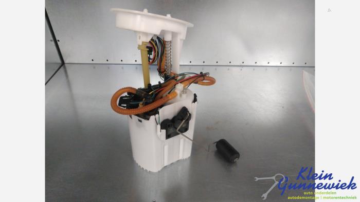 Gebruikte Tank element Pomp Volvo XC90 Prijs € 225,00 Margeregeling aangeboden door Klein Gunnewiek Autodemontage & Motorentechniek