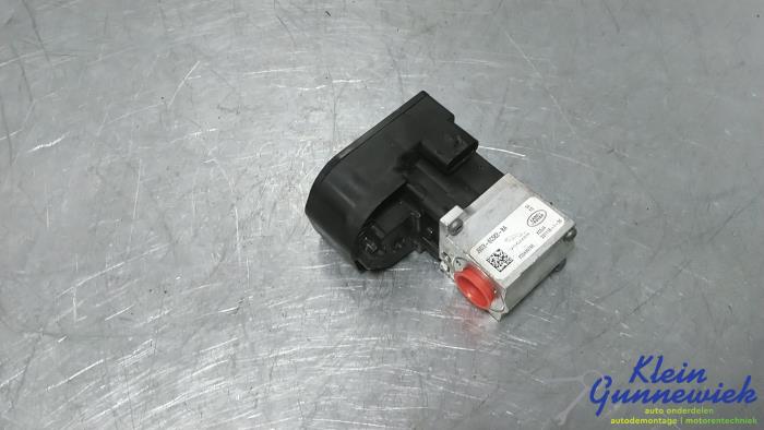 Gebruikte Airco deel (div) Jaguar I-Pace Prijs € 70,00 Margeregeling aangeboden door Klein Gunnewiek Autodemontage & Motorentechniek
