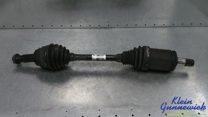 Gebruikte Steekas links-voor BMW X5 Prijs € 119,00 Margeregeling aangeboden door Klein Gunnewiek Autodemontage & Motorentechniek